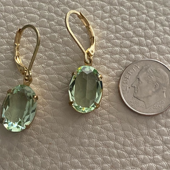 Chrysolite oval crystal earrings - Picture 4 of 5